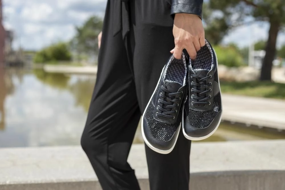 ALIQANTE Black 1 ALIQANTE Black