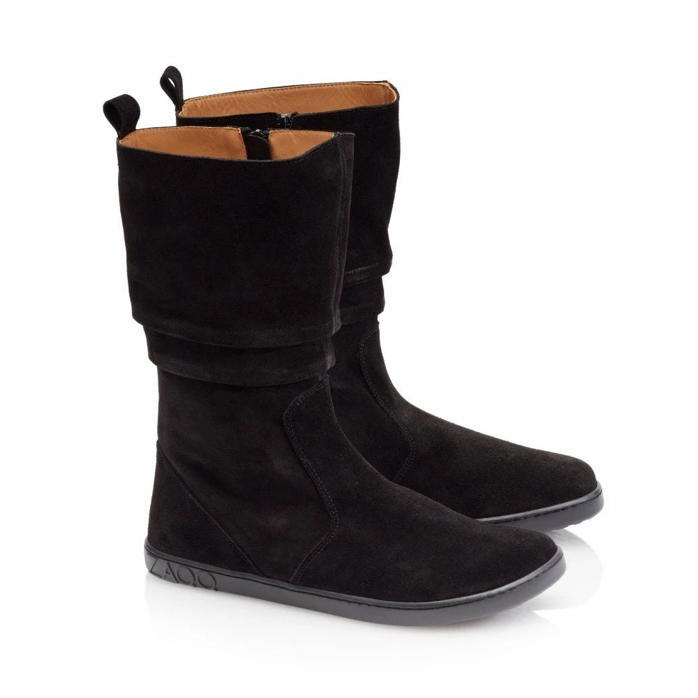 QOM Black 1 QOM Black